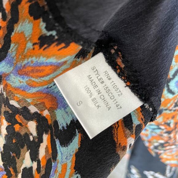 Twelfth Street by Cynthia Vincent Abstract Floral Silk Cardigan Small - Picture 8 of 13